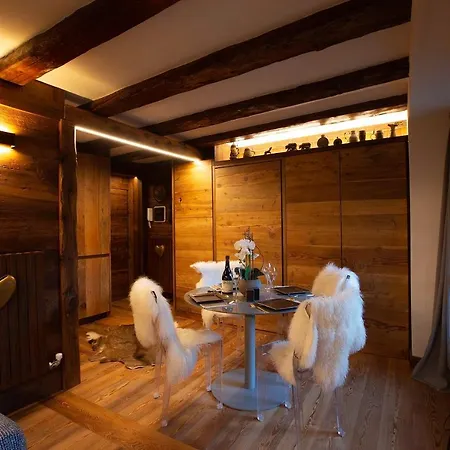 Apartment L.a. *